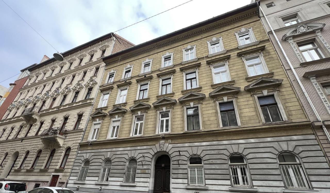 Eotvos 25 Apartment Budapest Bagian luar foto